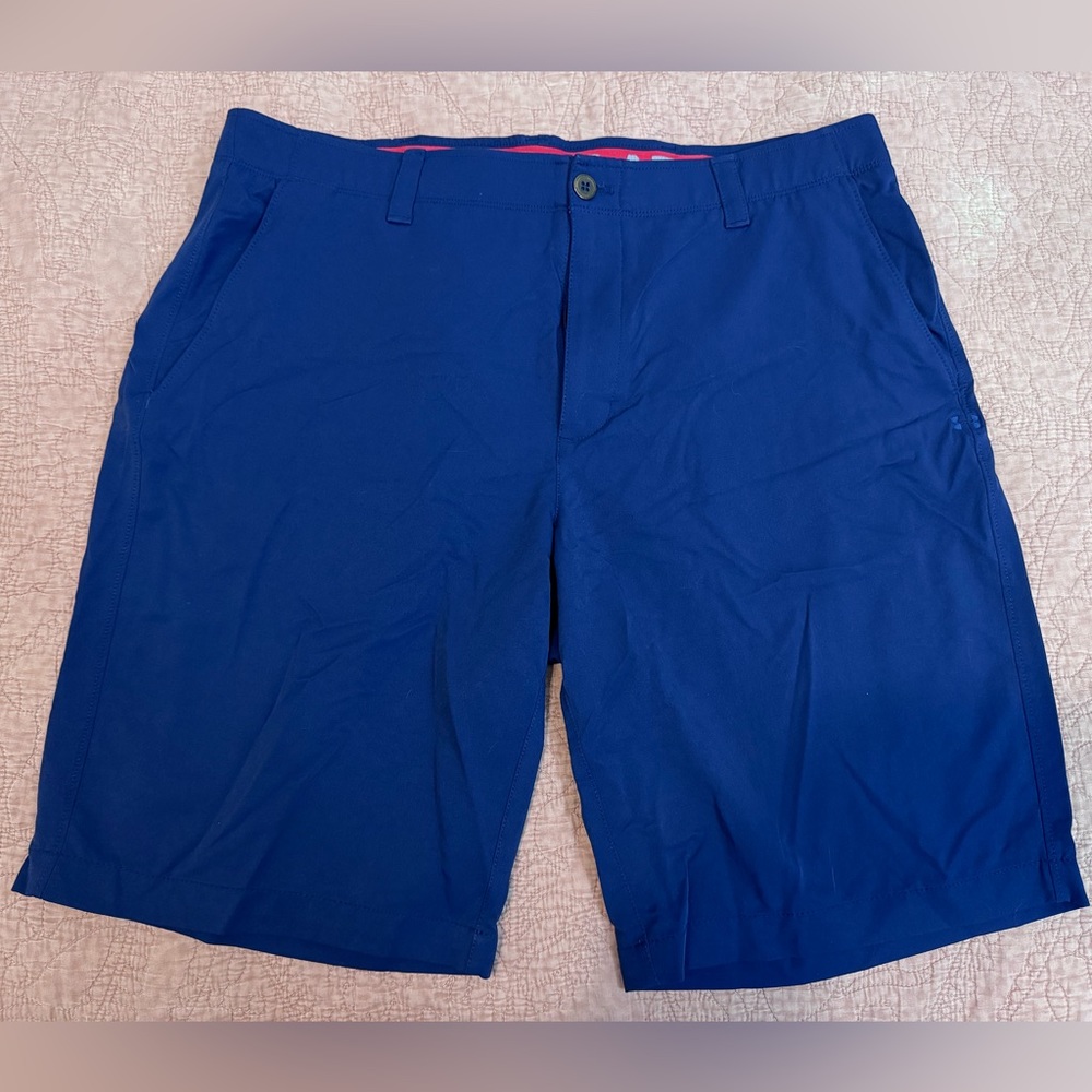 UNDER ARMOUR Navy Blue Loose Heatgear Shorts